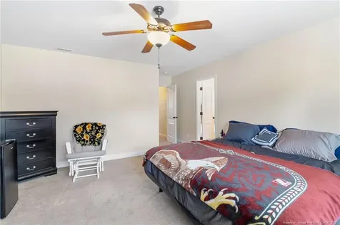 5513 Hickory Knoll Road Fayetteville NC 28314