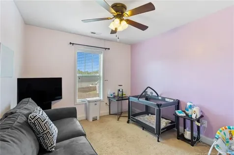 5513 Hickory Knoll Road Fayetteville NC 28314