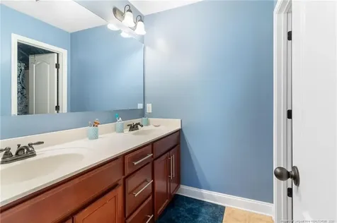 5513 Hickory Knoll Road Fayetteville NC 28314