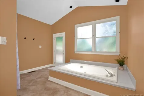 453 Kingsford Road Fayetteville NC 28314