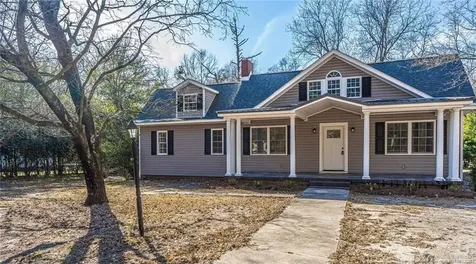 817 Aberdeen Road Laurinburg NC 28352