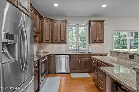 103 Sandspur Lane West End NC 27376