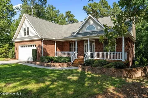 103 Sandspur Lane West End NC 27376