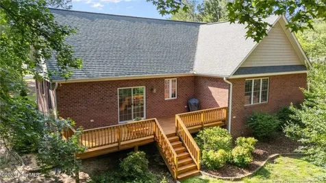 103 Sandspur Lane West End NC 27376