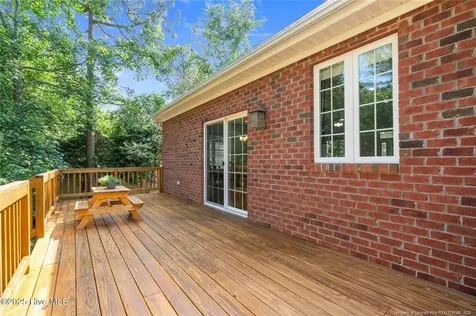 103 Sandspur Lane West End NC 27376