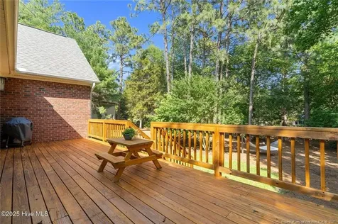103 Sandspur Lane West End NC 27376