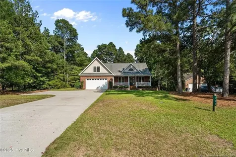 103 Sandspur Lane West End NC 27376
