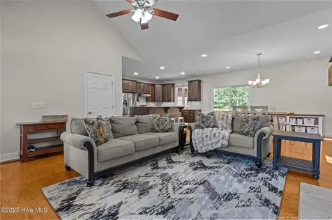 103 Sandspur Lane West End NC 27376