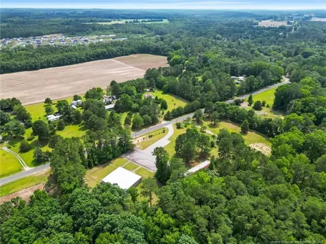 215 Coates Road Linden NC 28356