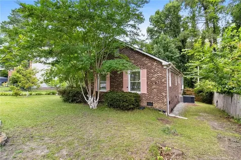 741 Ashboro Street Fayetteville NC 28311