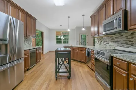 98 Pineridge Cove Sanford NC 27332
