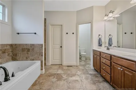 98 Pineridge Cove Sanford NC 27332
