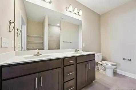 240 Gallery Drive Spring Lake NC 28390