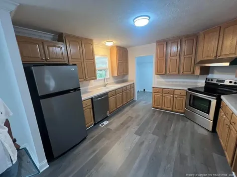 451 E Mcrainey Road Saint Pauls NC 28384