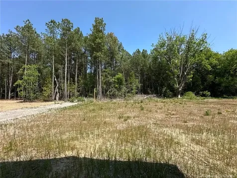 2908 Calloway Road Raeford NC 28376