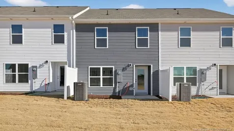 203 Maddox Drive Aberdeen NC 28315