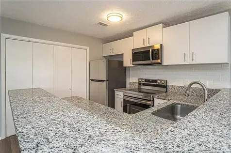 6736 Willowbrook Unit 4 Drive Fayetteville NC 28314