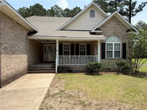 912 Lewis Street Raeford NC 28376