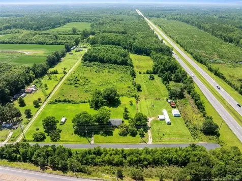 4247 River Road Wade NC 28395