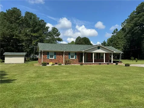 1426 Red Springs Road Raeford NC 28376