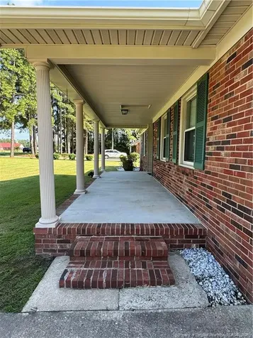 1426 Red Springs Road Raeford NC 28376