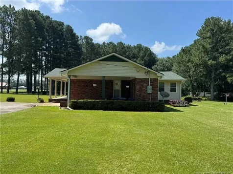 1426 Red Springs Road Raeford NC 28376