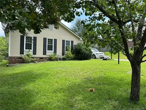 5022 Sycamore Drive Hope Mills NC 28348