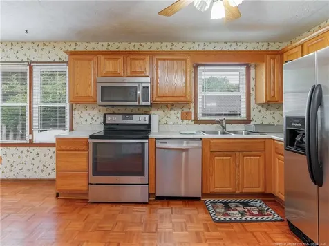 6406 Irvington Court Fayetteville NC 28314