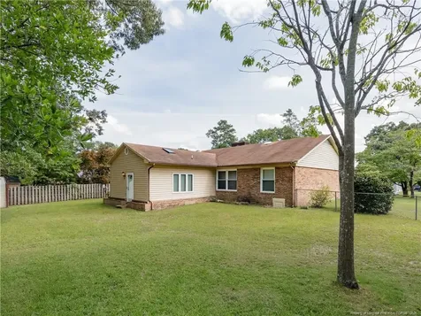 6406 Irvington Court Fayetteville NC 28314