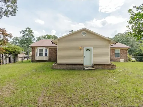 6406 Irvington Court Fayetteville NC 28314