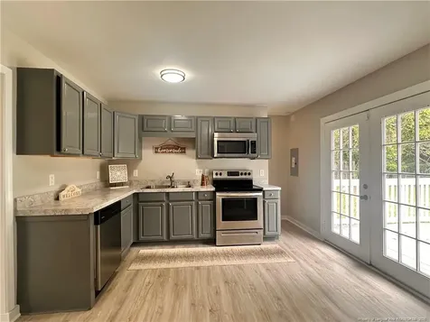 6554 Amanda Circle Fayetteville NC 28306