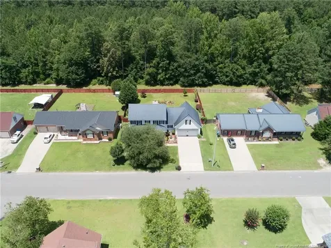 6528 Foxberry Road Fayetteville NC 28314