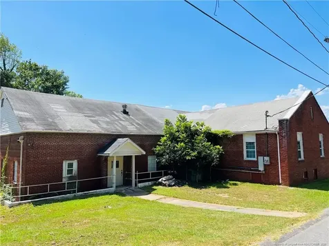 1303 Gaston Avenue Gastonia NC 28052