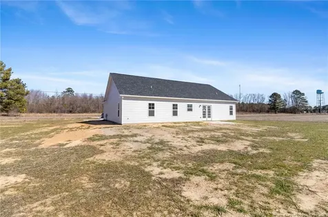 2641 Nc Hwy 20 W Saint Pauls NC 28384