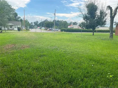 604 Middle Street Lumberton NC 28358
