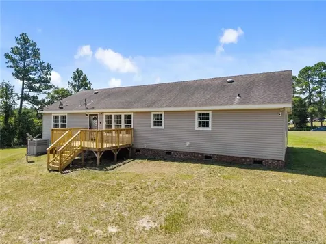 1271 Nutgrass Road Bunnlevel NC 28323