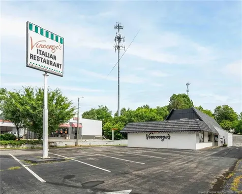 3449 Robinhood Road Winston Salem NC 27106