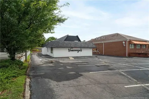 3449 Robinhood Road Winston Salem NC 27106