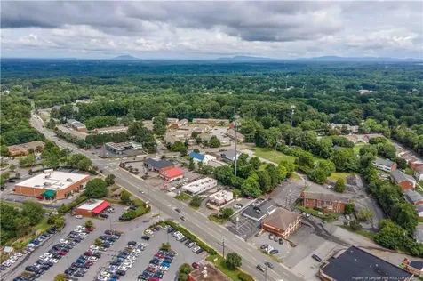 3449 Robinhood Road Winston Salem NC 27106