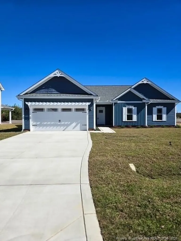 102 Sunny Acres Lane Clinton NC 28328