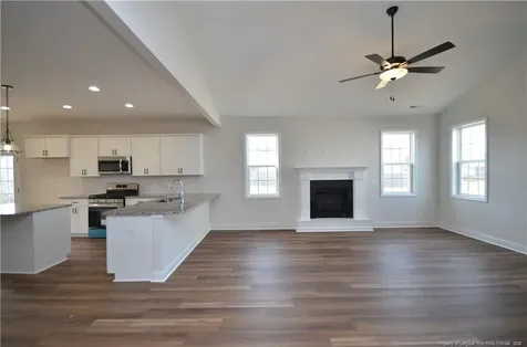 1709 Man-o-war (lot 278) Drive Hope Mills NC 28348