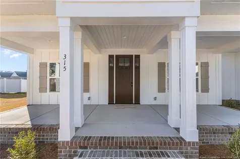 315 Baymeadow Bend Lumberton NC 28358