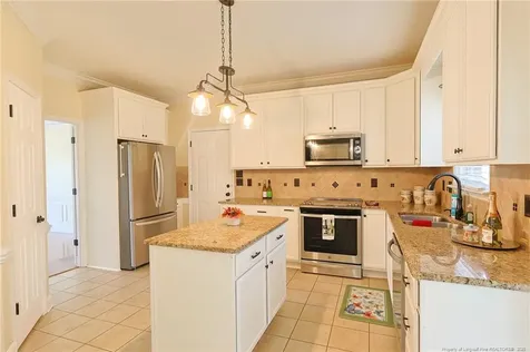 248 W Summerchase Drive Fayetteville NC 28311