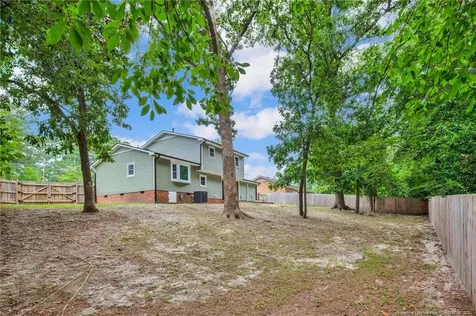5302 Foxfire Road Fayetteville NC 28303