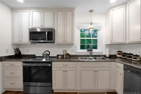 5302 Foxfire Road Fayetteville NC 28303