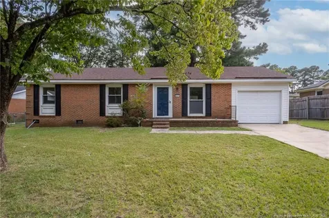 5475 Lazybrook Court Fayetteville NC 28314