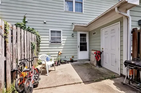 456 Cityview Lane Fayetteville NC 28301
