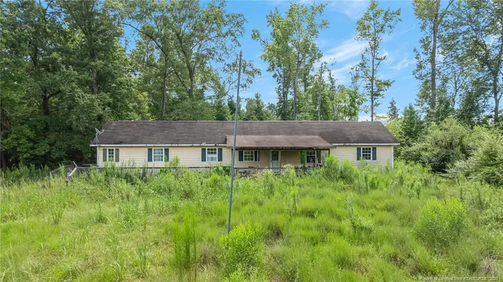 3402 Pine Log Road Lumberton NC 28360