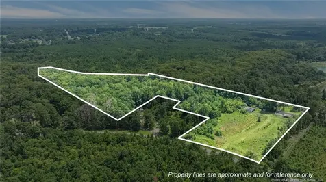 3402 Pine Log Road Lumberton NC 28360