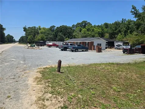 2305 Clinton Road Fayetteville NC 28312